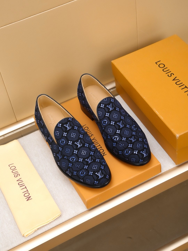 ルイヴィトン靴正面デザイン